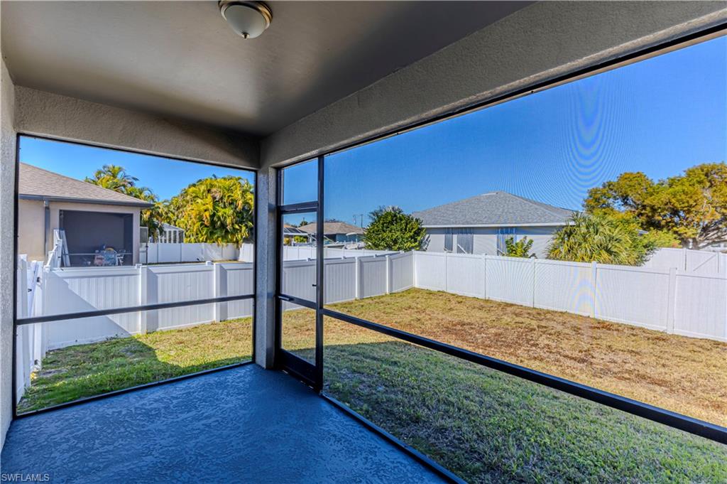 CAPE CORAL - Residential