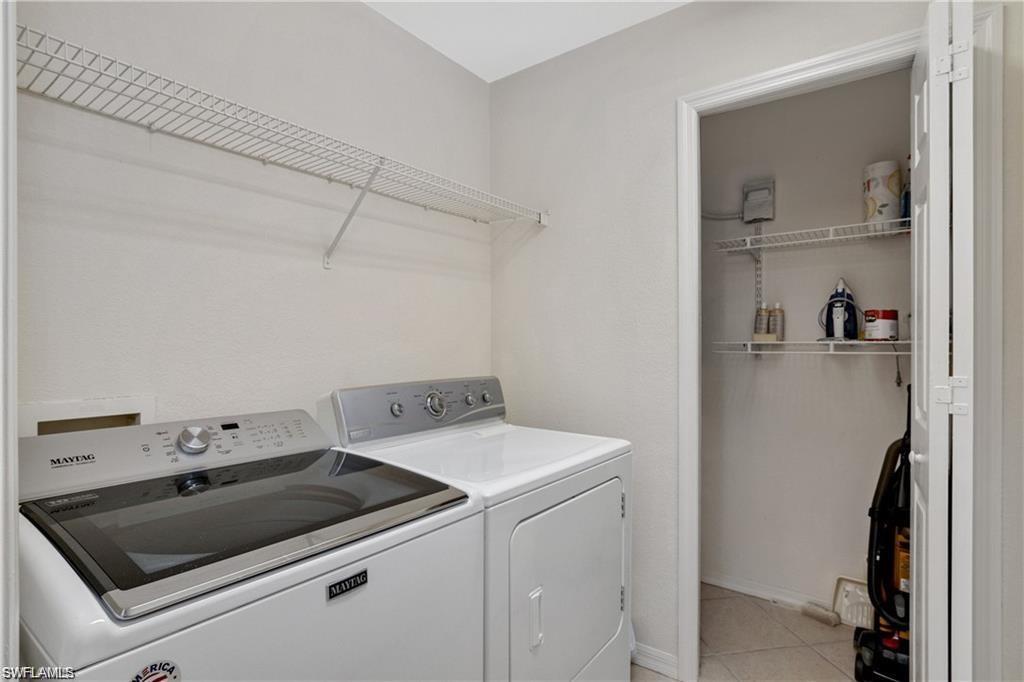 ASHTON OAKS - Residential Lease