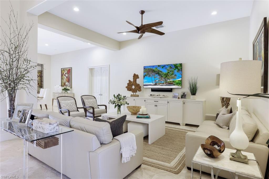 LOGAN WOODS - Residential