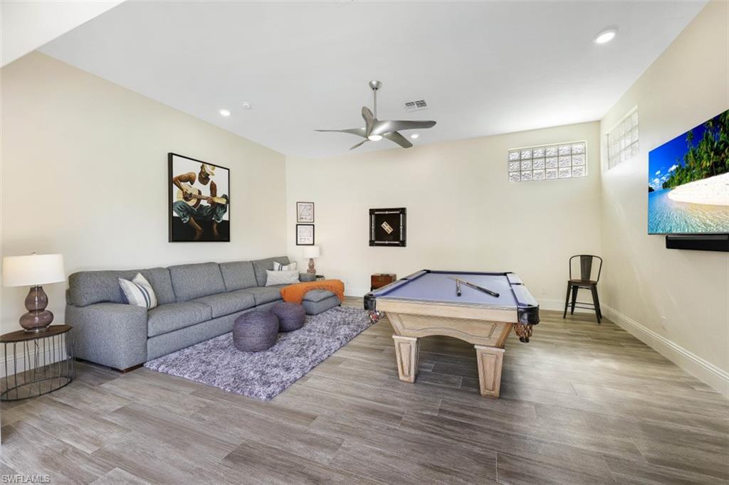 LOGAN WOODS - Residential