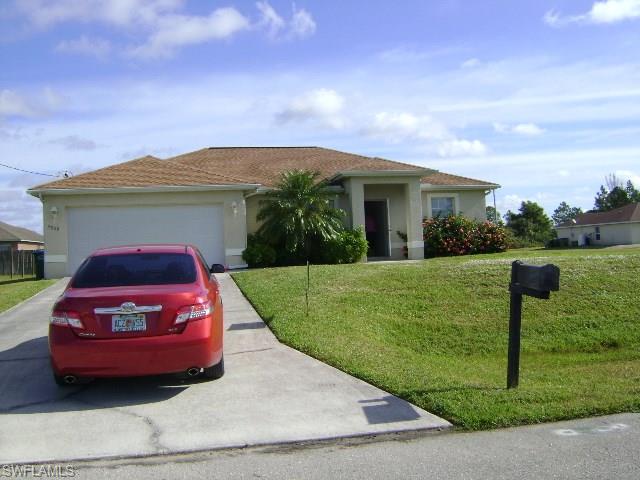CAPE CORAL - Residential
