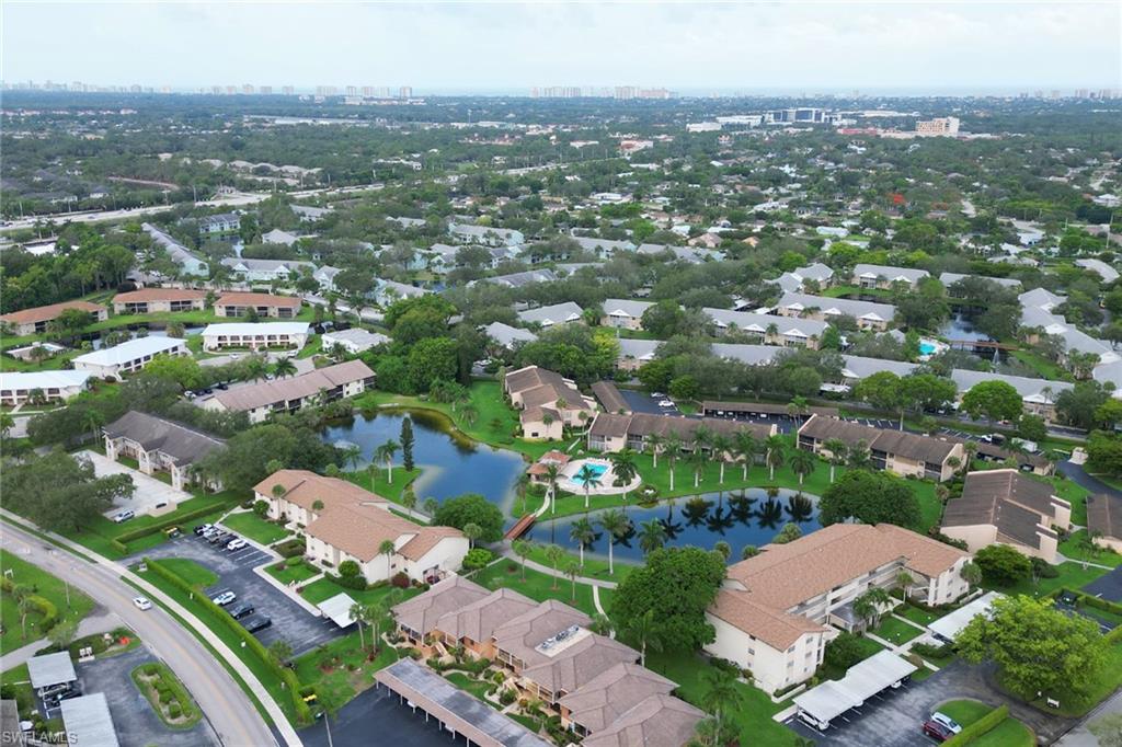 COUNTRY CLUB GARDENS - Residential