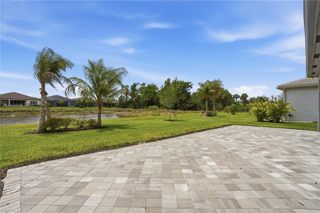 VALENCIA TRAILS - Residential