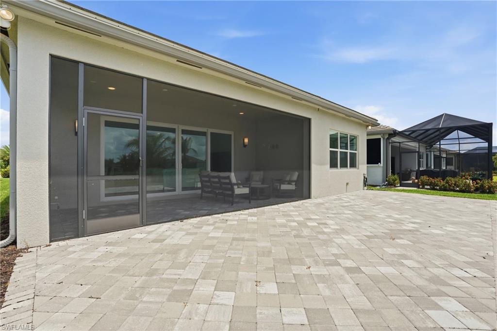 VALENCIA TRAILS - Residential