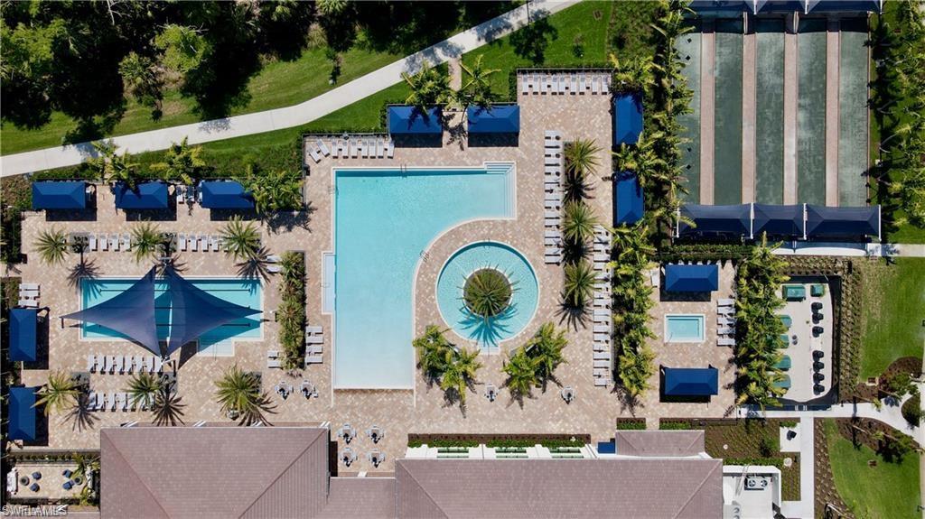 VALENCIA TRAILS - Residential