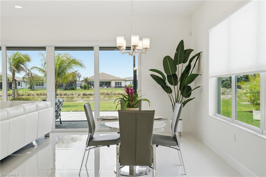 VALENCIA TRAILS - Residential