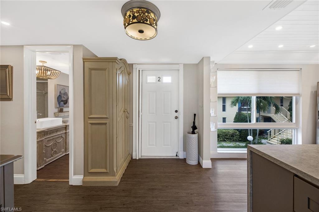 GLADES COUNTRY CLUB - Residential