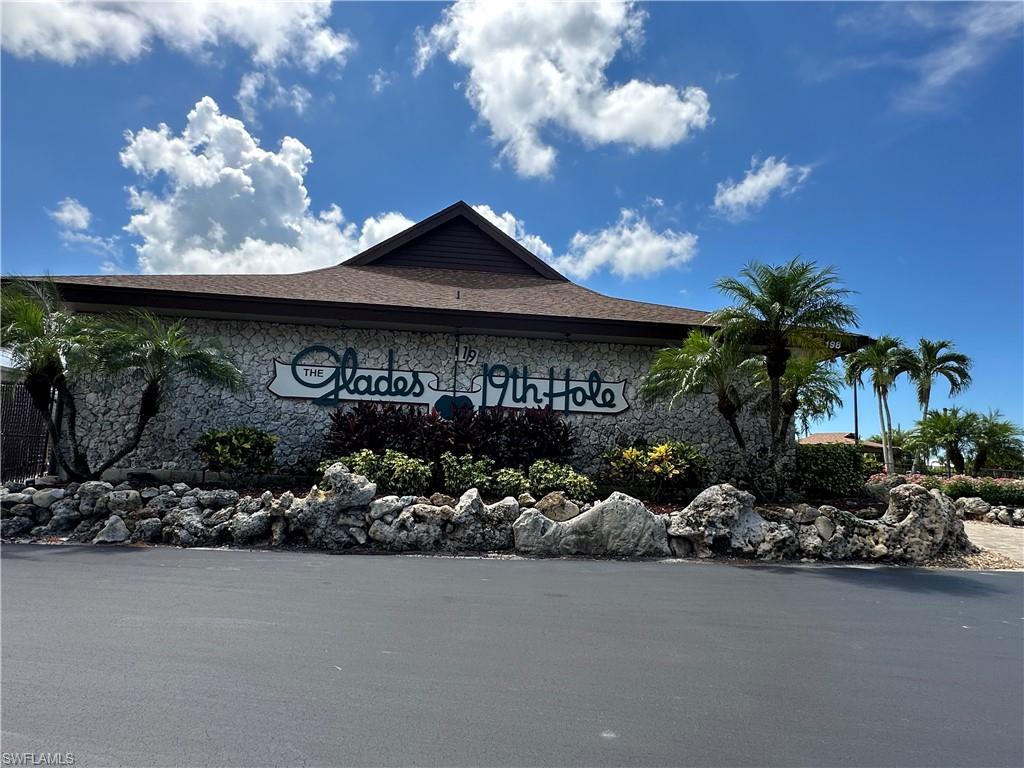 GLADES COUNTRY CLUB - Residential