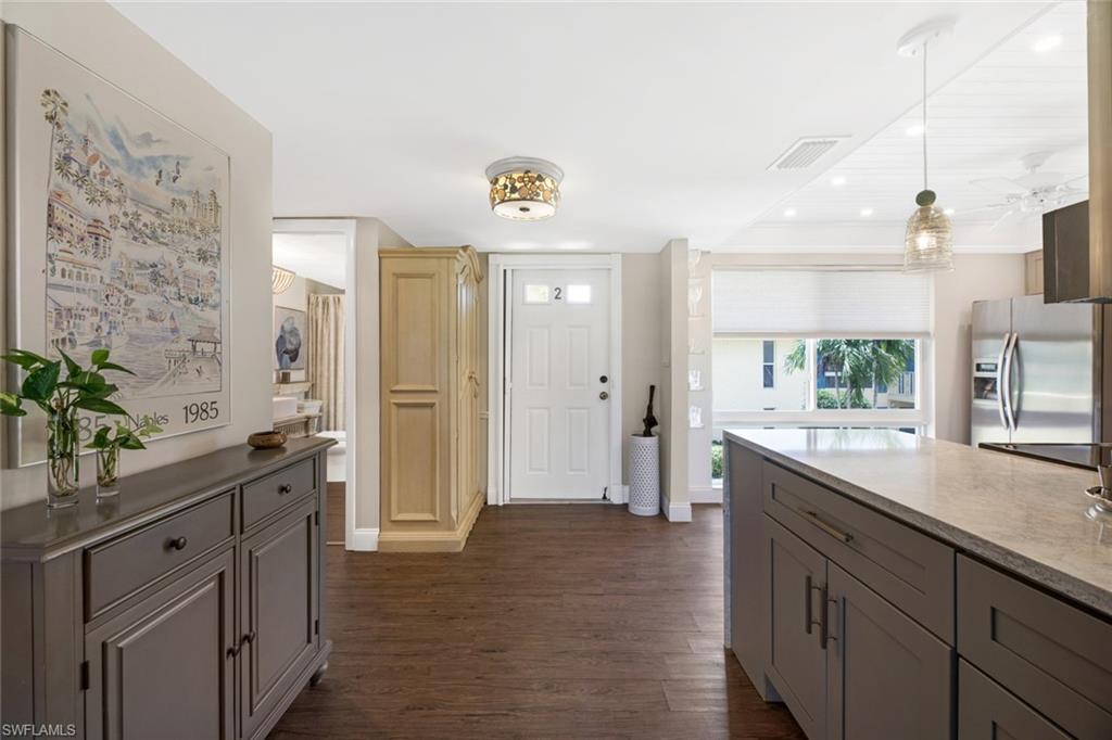 GLADES COUNTRY CLUB - Residential