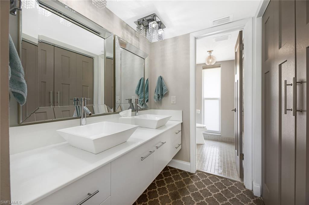 GLADES COUNTRY CLUB - Residential