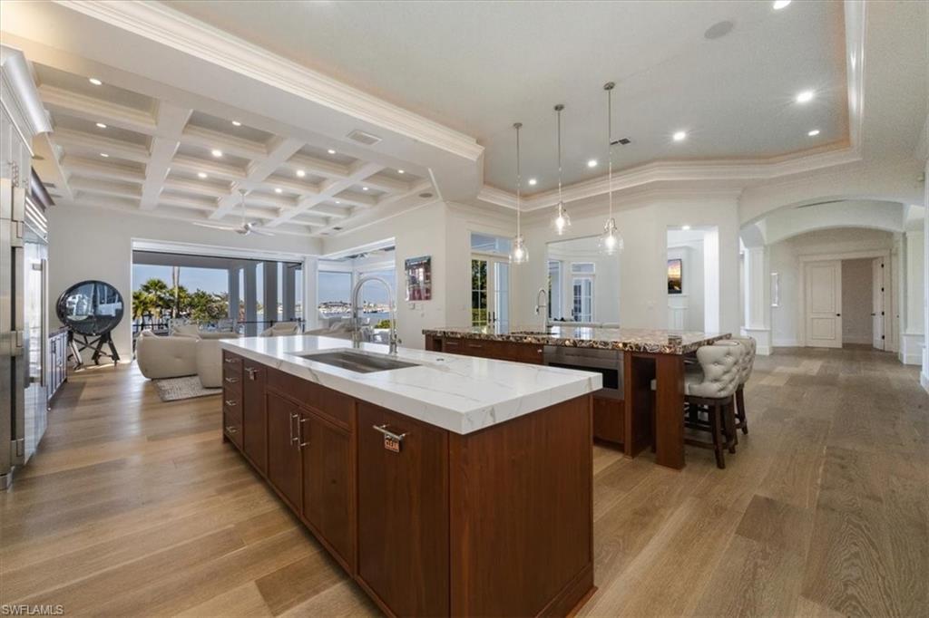 AQUALANE SHORES - Residential