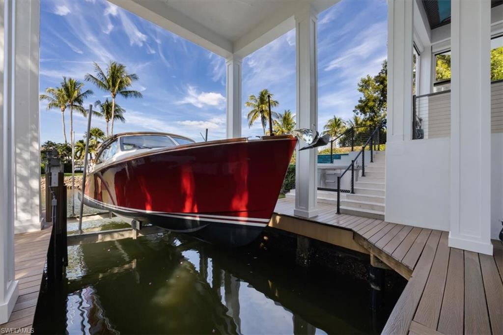 AQUALANE SHORES - Residential