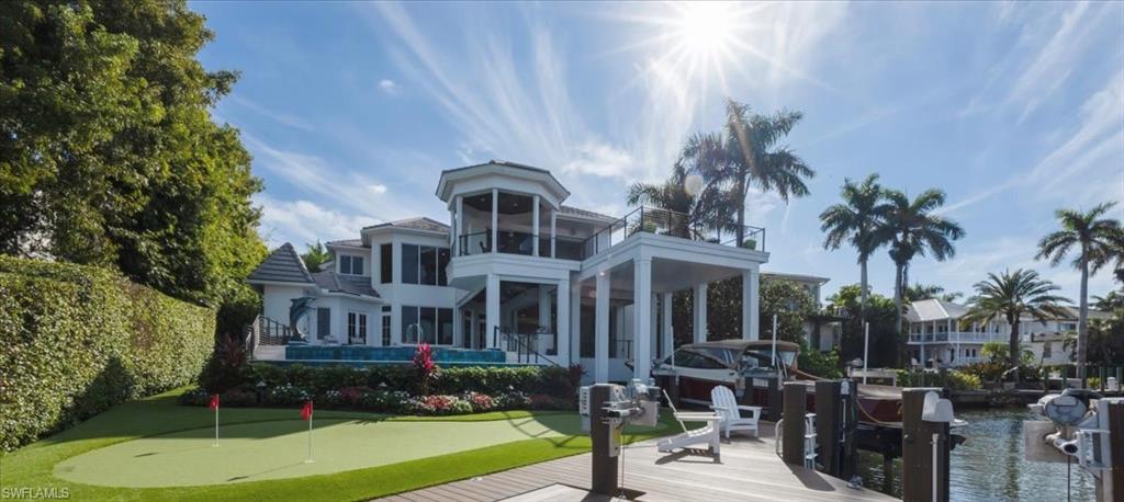 AQUALANE SHORES - Residential