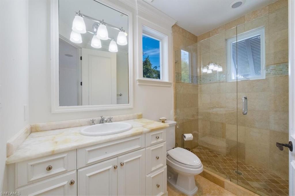 AQUALANE SHORES - Residential