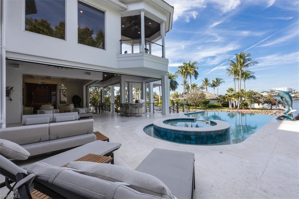 AQUALANE SHORES - Residential