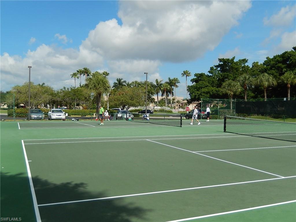 WILLOWBROOK - Residential