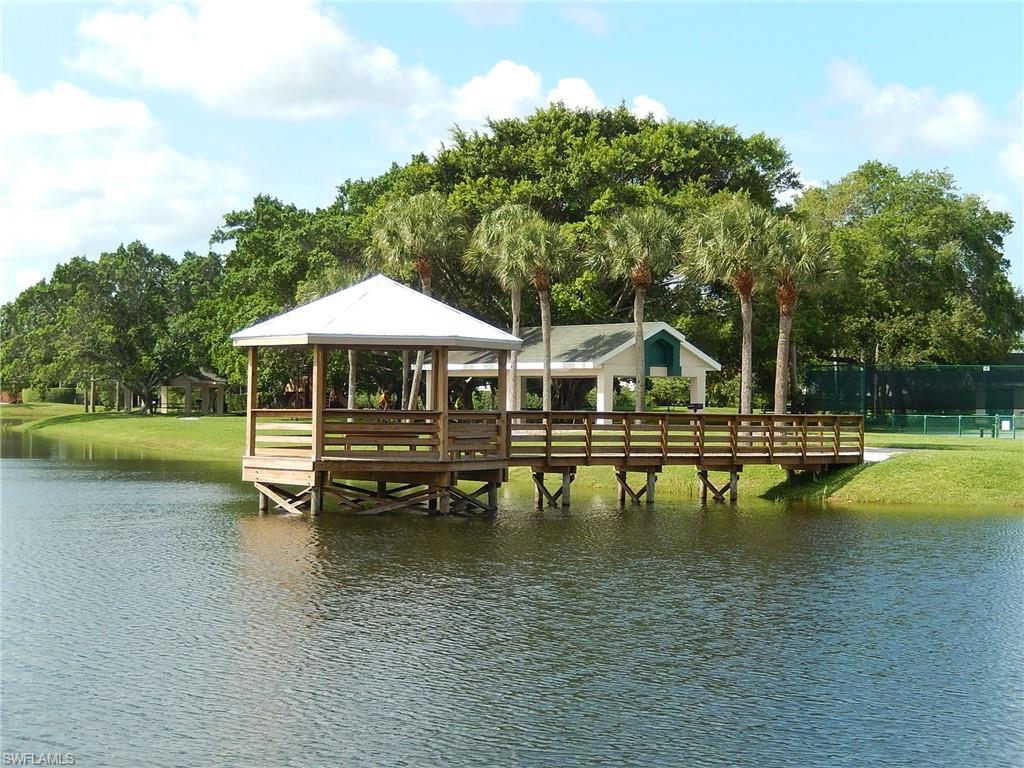 WILLOWBROOK - Residential