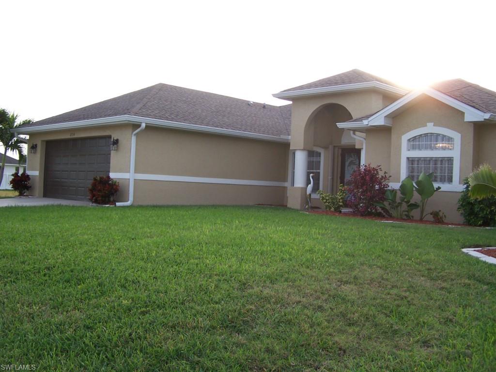 CAPE CORAL - Residential