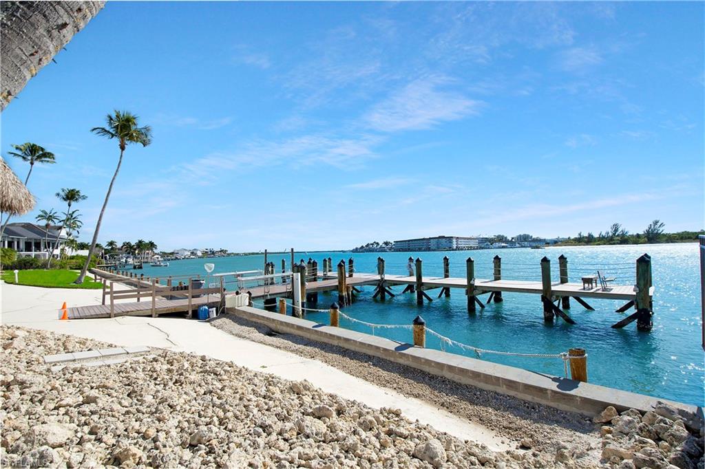 MARCO TOWERS - Residential