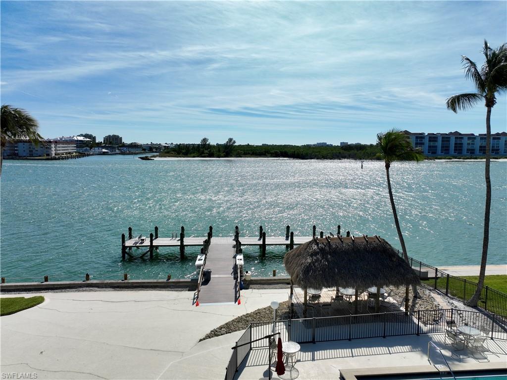 MARCO TOWERS - Residential