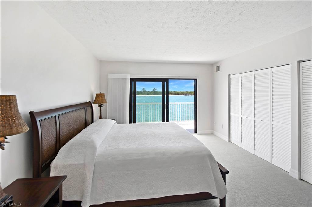 MARCO TOWERS - Residential