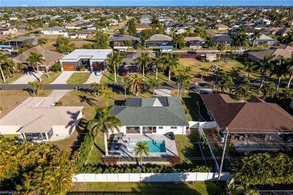 CAPE CORAL - Residential