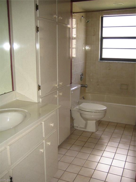 NAPLES PARK - Residential