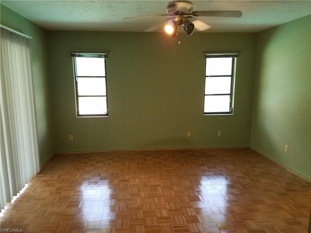 NAPLES PARK - Residential