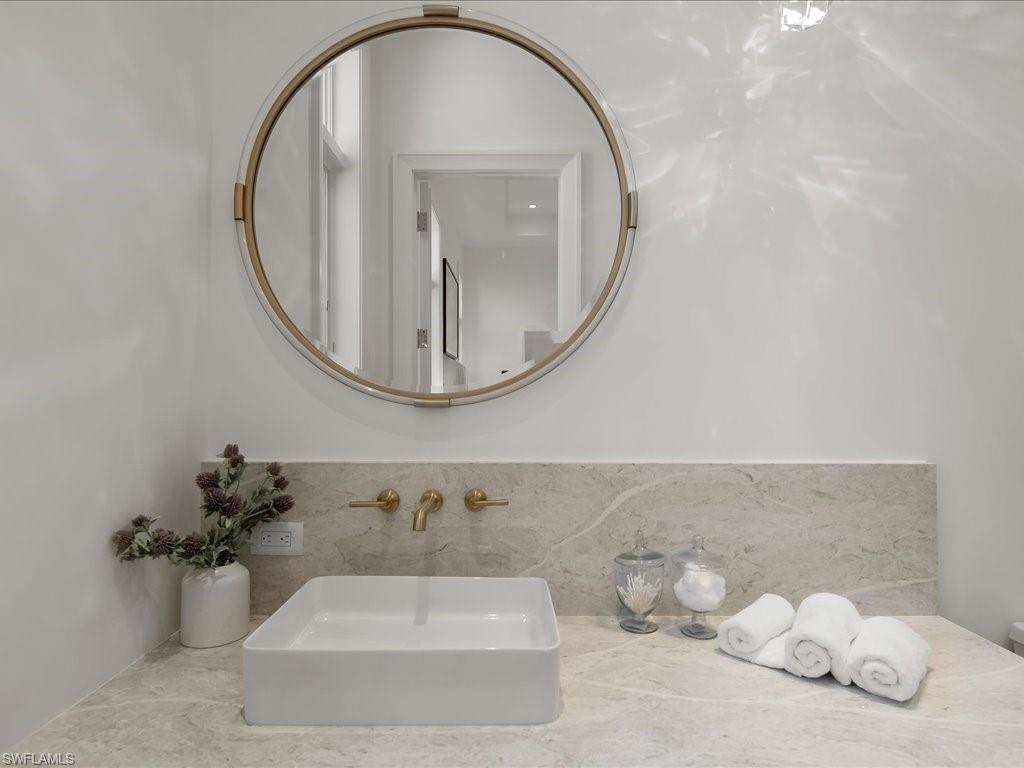 MOORINGS - Residential