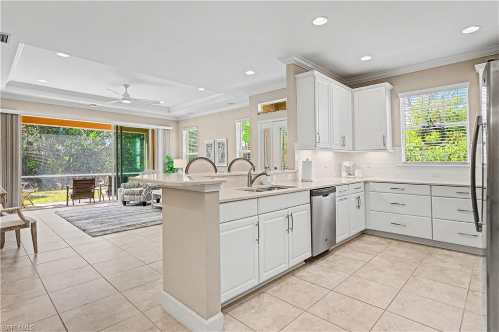 LUCAYA - Residential