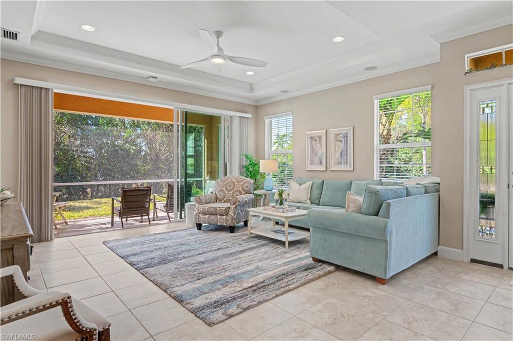 LUCAYA - Residential