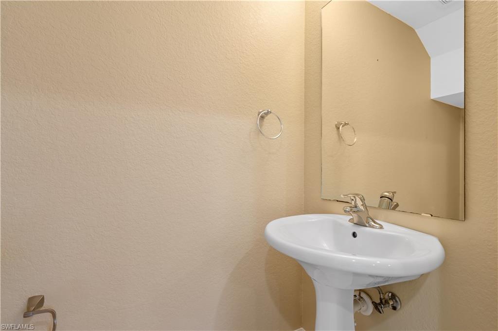 SAIL HARBOUR - Residential