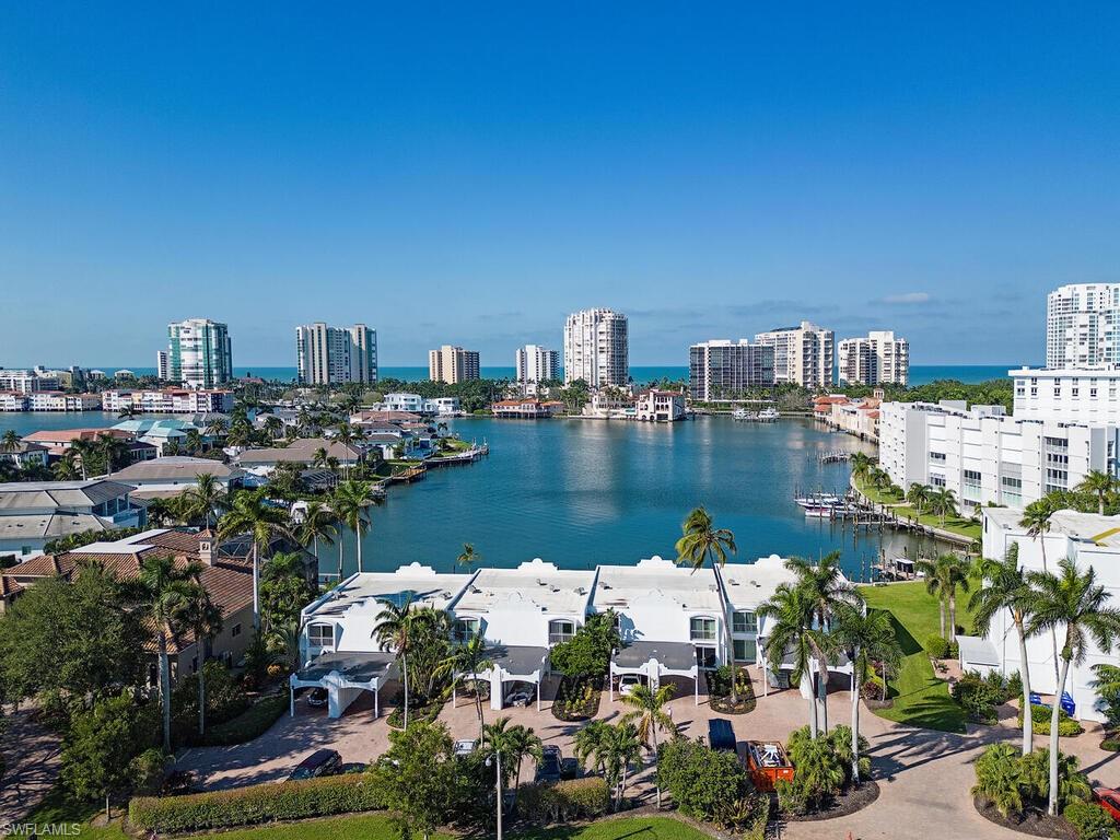 COLONY GARDENS - Residential