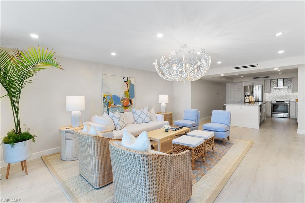 DIPLOMAT - Residential