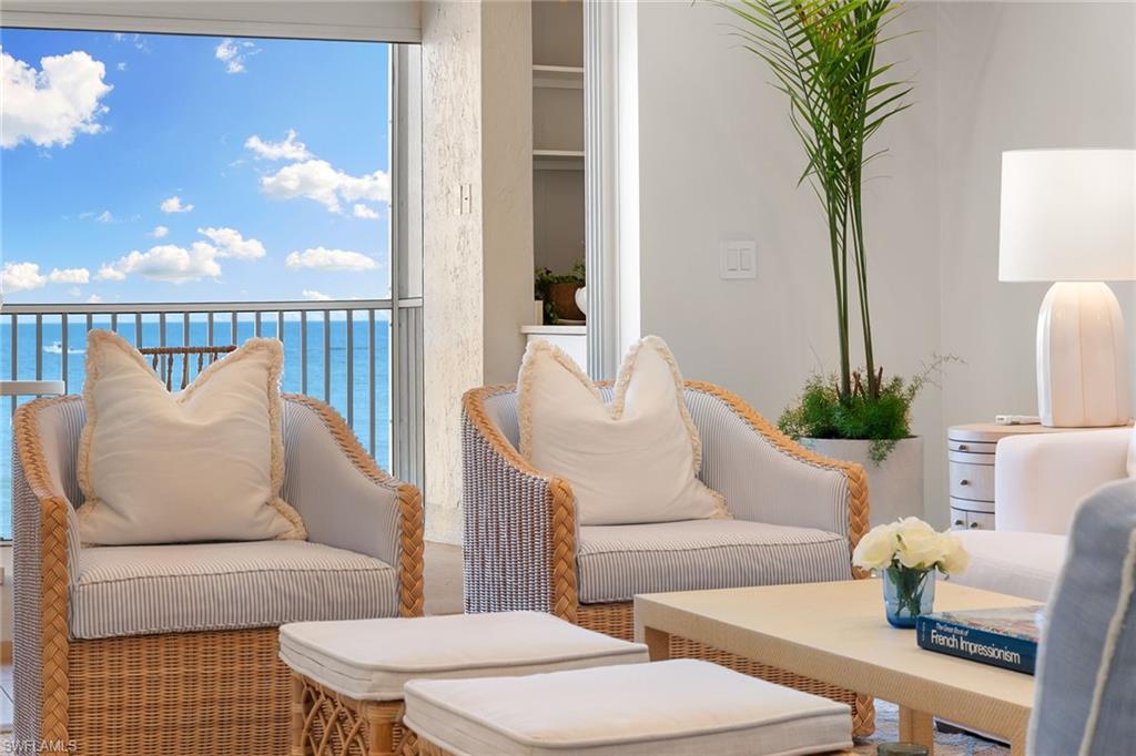 DIPLOMAT - Residential