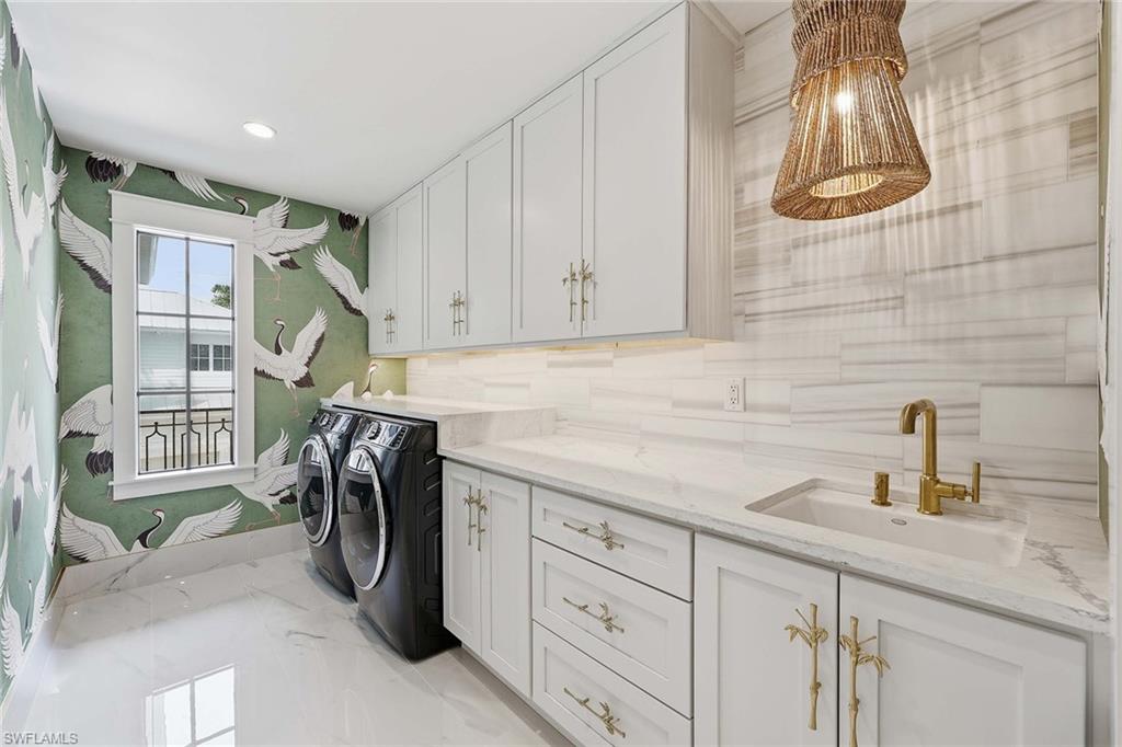 OLDE NAPLES - Residential