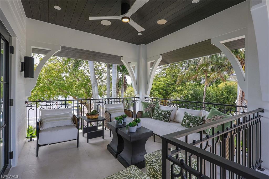 OLDE NAPLES - Residential