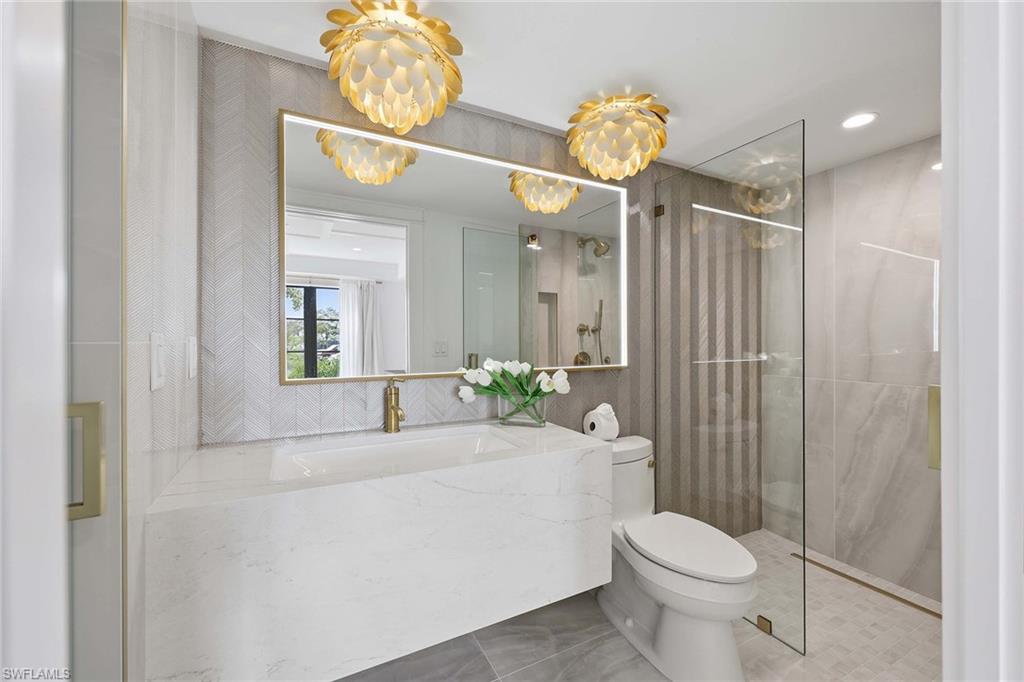 OLDE NAPLES - Residential