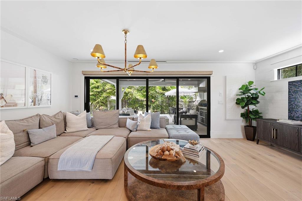 OLDE NAPLES - Residential