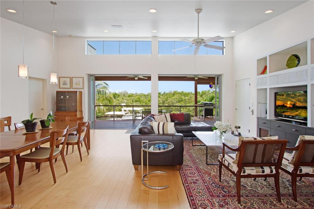 PALM ISLES - Residential