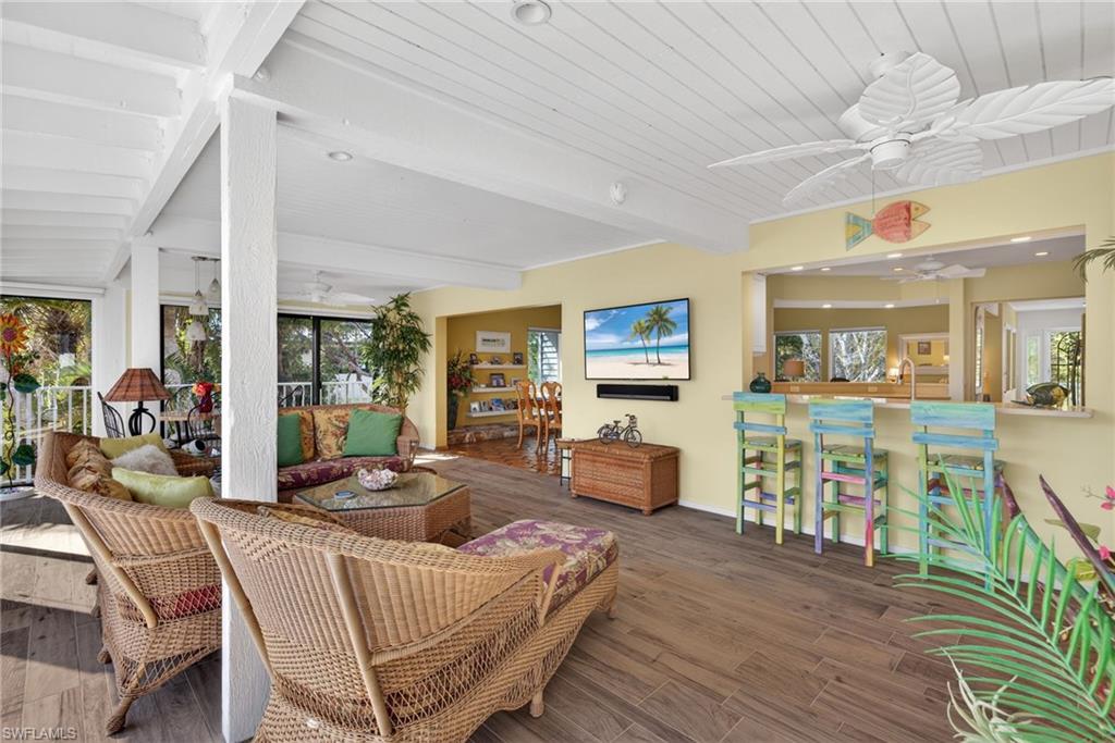 SANIBEL BAYOUS - Residential