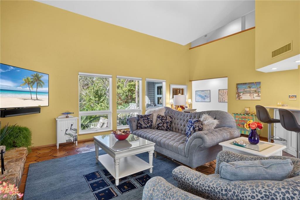 SANIBEL BAYOUS - Residential