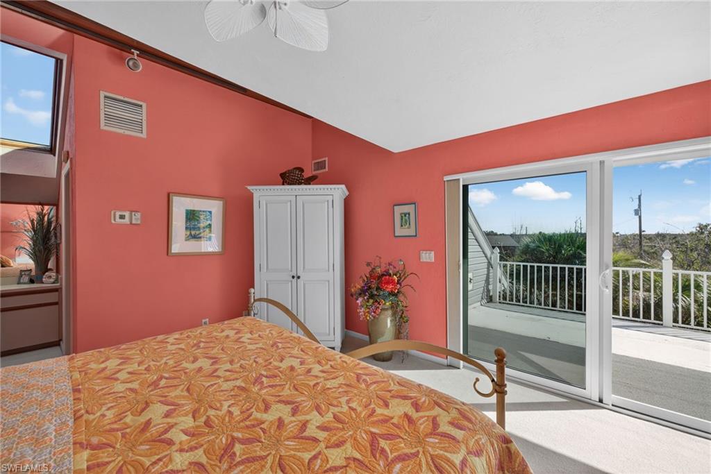 SANIBEL BAYOUS - Residential