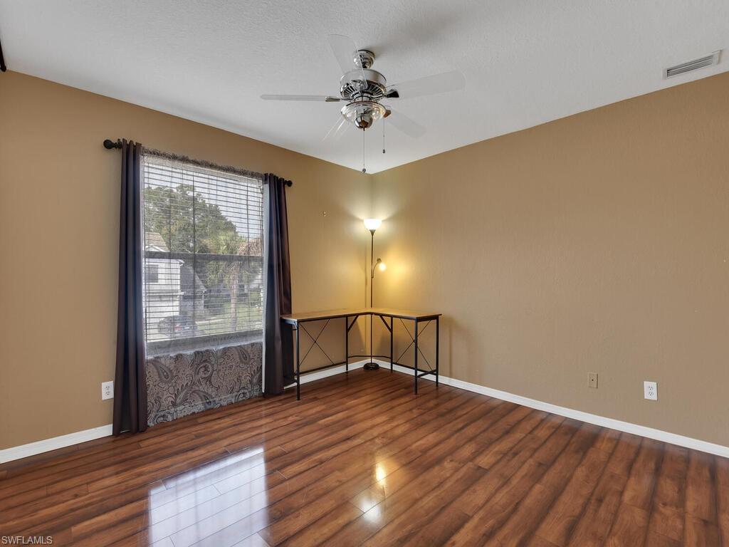 TRAFALGAR SQUARE - Residential