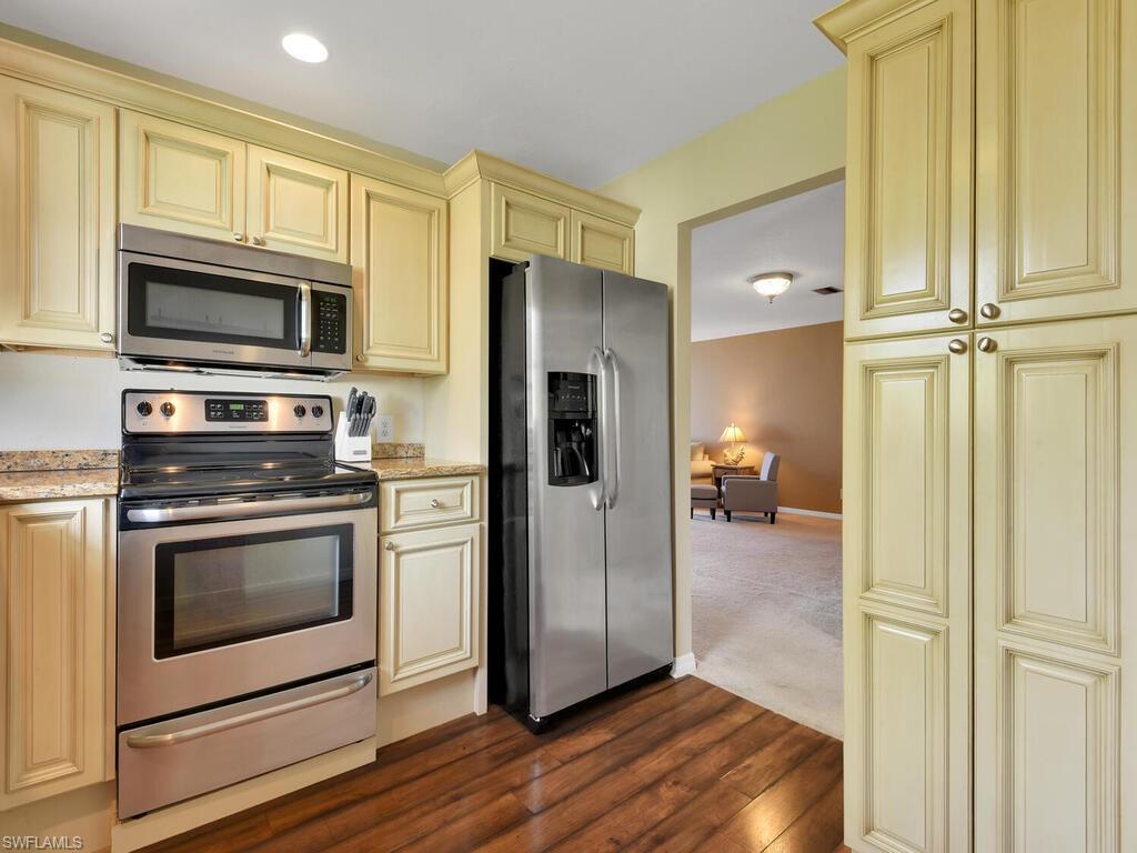 TRAFALGAR SQUARE - Residential