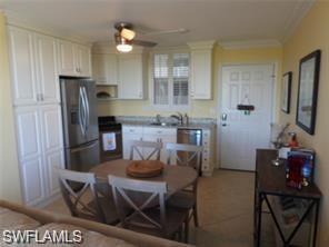 BEACH AND TENNIS CLUB - Residential