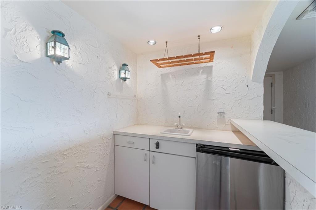 GULF VIEW BEACH CLUB - Residential