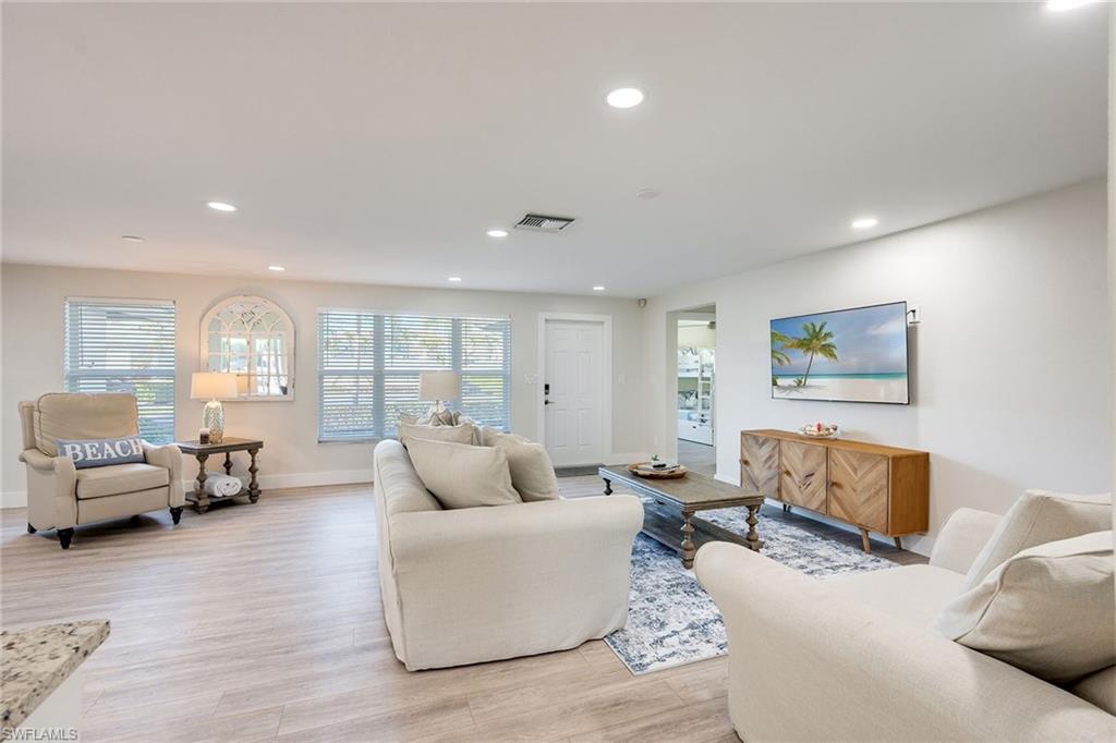 GOLDEN SHORES - Residential Lease