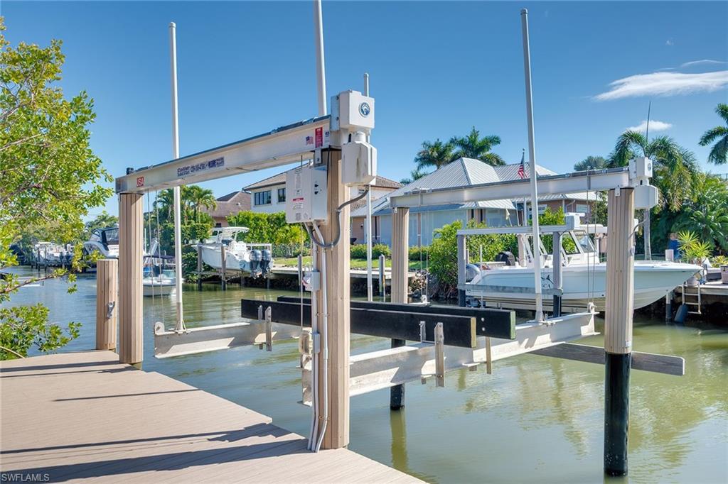 GOLDEN SHORES - Residential Lease