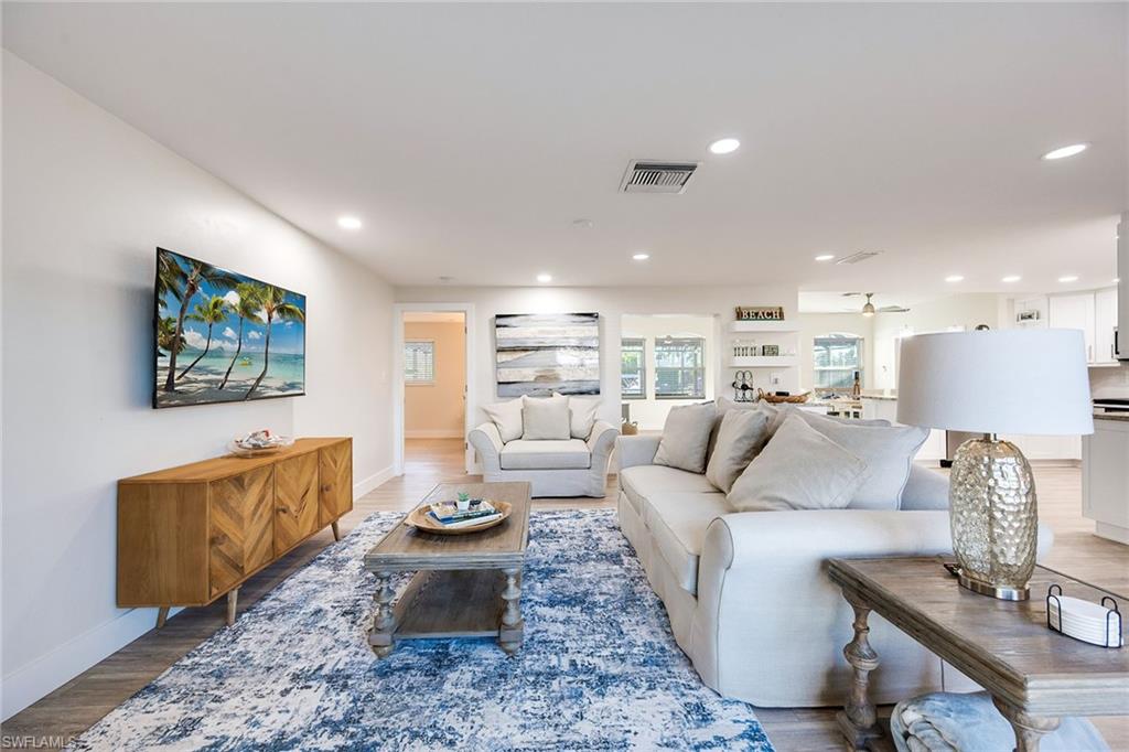 GOLDEN SHORES - Residential Lease